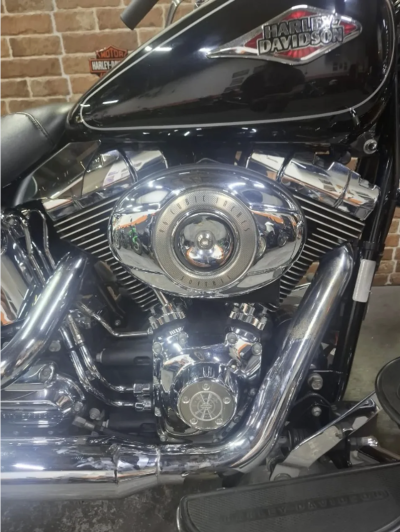HARLEY-DAVIDSON HERITAGE 2026-08-17 at 17.00.47